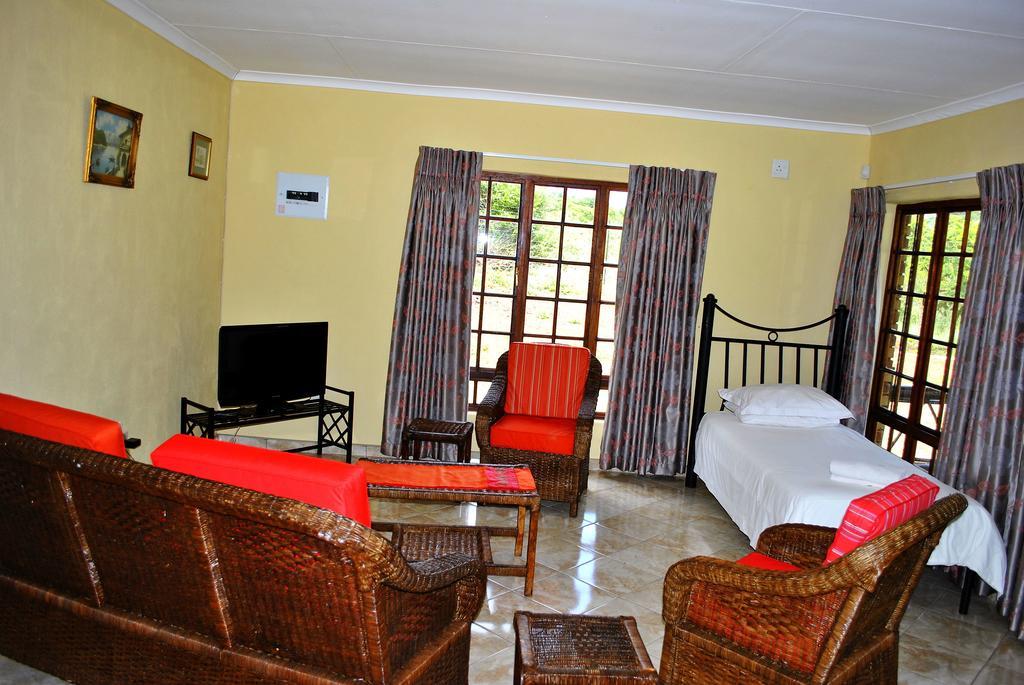 Mount Azimbo Lodge Louis Trichardt Kültér fotó